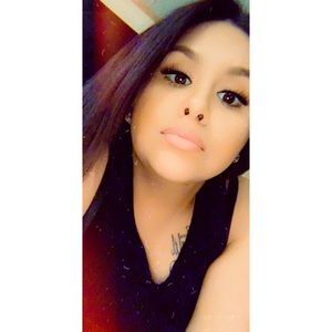 Meet your Posher, Eloisa